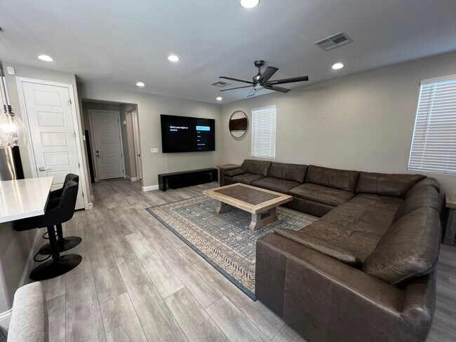 Foto del edificio - 10147 W Meranto Ave