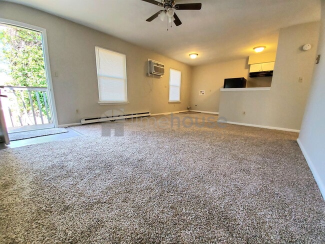 Building Photo - 9117 Chesapeake Blvd