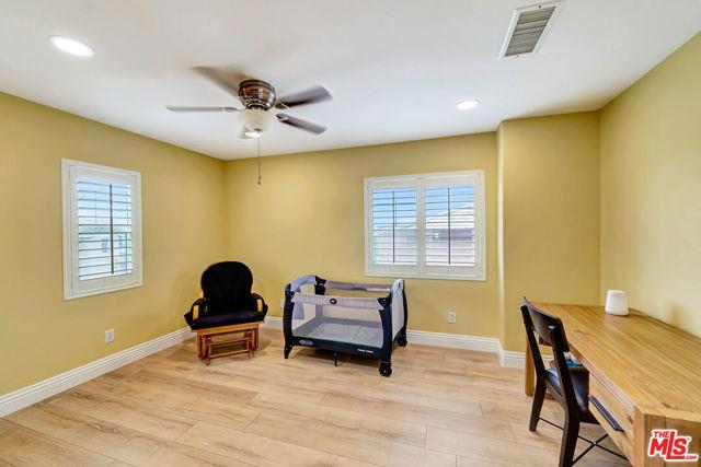 Foto del edificio - 27060 Mountain Willow Ln