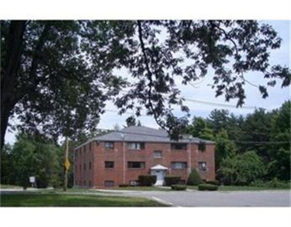 Primary Photo - 108 E Main St