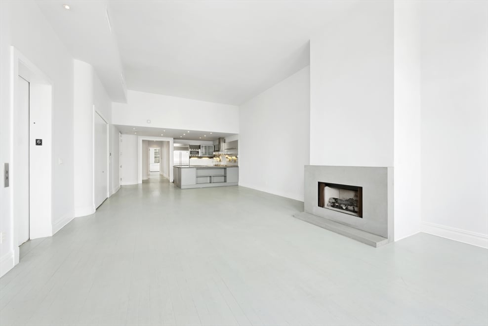 Primary Photo - 48 Mercer St