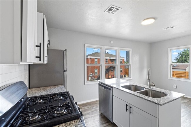 Photo - 4610 N Classen Blvd Apartment