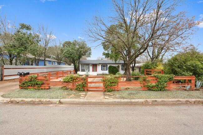 Building Photo - 504 Philco Drive - Unit A