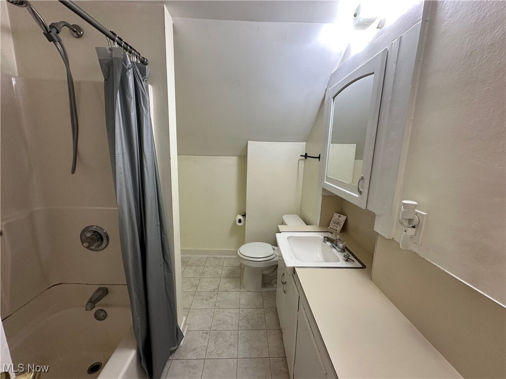 18 E Salem St Columbiana, OH 44408 – photo 4