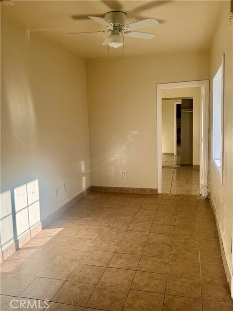 Building Photo - 1336 W 109th St