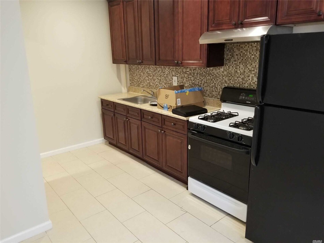 1062 101st Ave Unit 1st fl, Queens, NY 11416 Apartment for Rent in