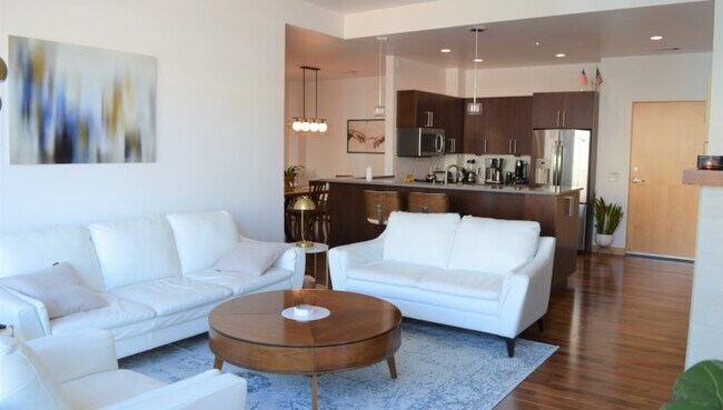 Foto del edificio - 309 W Washington Ave