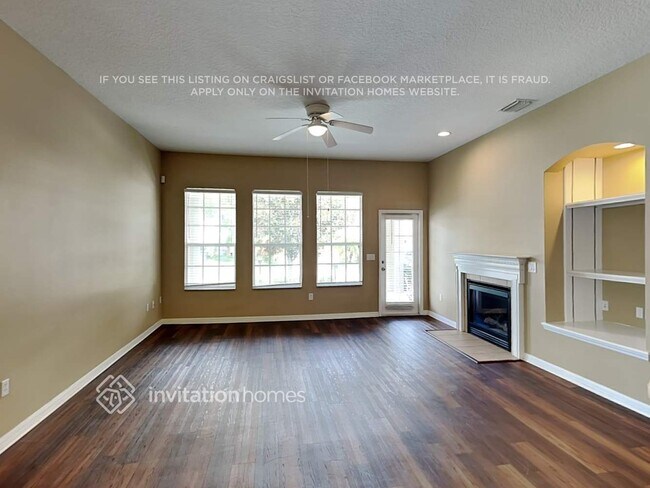 Foto del edificio - 6021 Churchside Dr