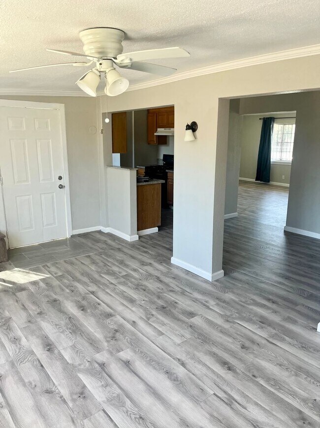 Foto del edificio - Charming 3BD/2BA Home in Meadowview Neighb...