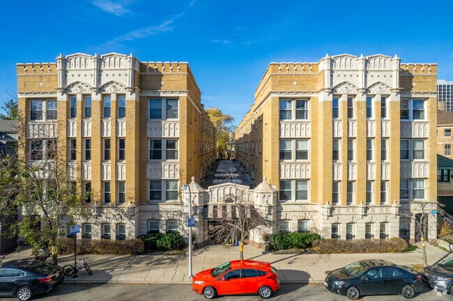 Building Photo - Buena Landmark