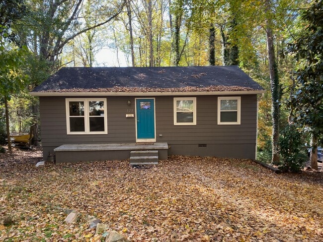 Building Photo - 121 Johnson St