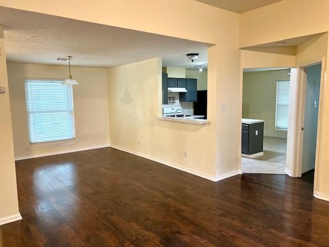 Building Photo - 28703 Loddington St