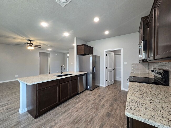 Building Photo - RENT REDUCTION & RENT SPECIAL - AVAILABLE ...