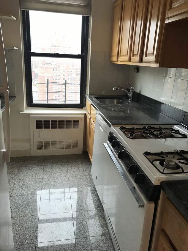 Foto principal - 399 E 72nd St