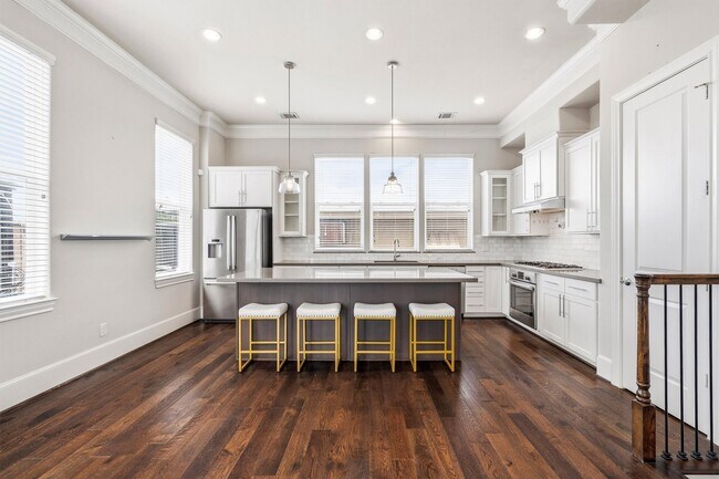 Foto del edificio - 9614 Riddlewood Ln