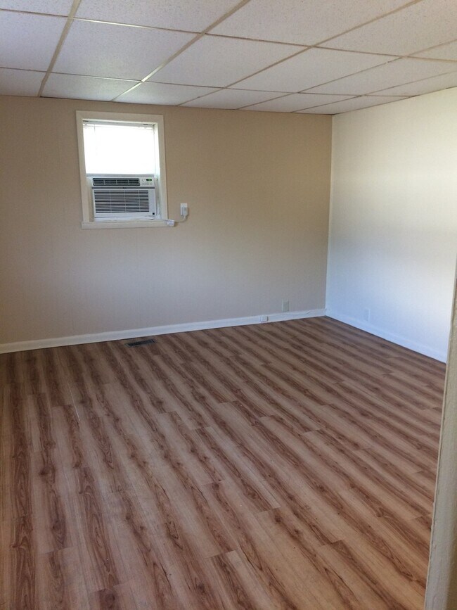 Foto del edificio - 1405 S Rogers St