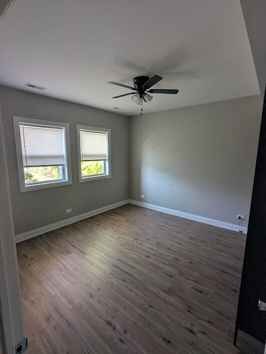 Foto del edificio - 3928 N Bernard St