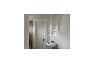Baño - 1454 Morrow Way