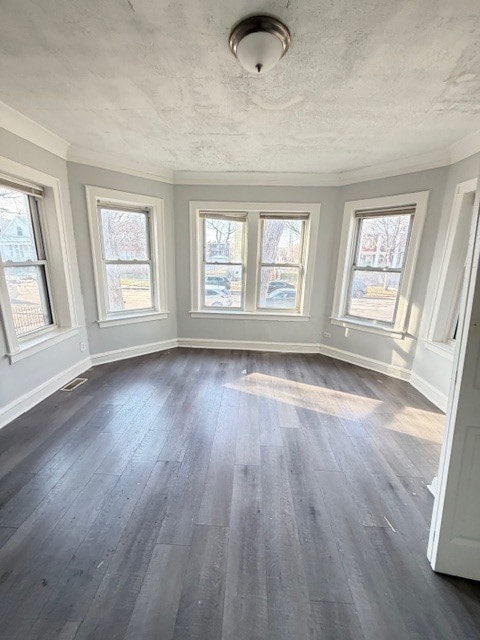 Building Photo - 6827 S Wabash Ave