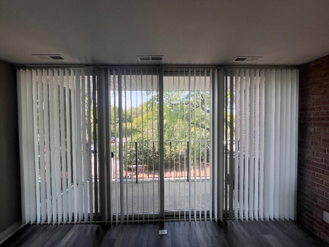 Foto del edificio - 5550 Abbey Dr