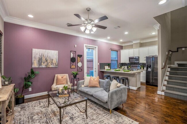 Foto del edificio - 5423 Holguin Hollow St