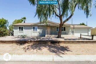 Building Photo - 11502 E Crescent Ave