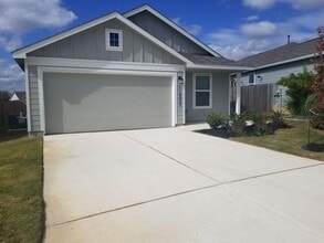 Building Photo - 11327 Babcock Xing