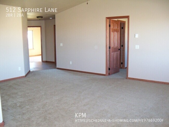 Building Photo - 512 Sapphire Ln