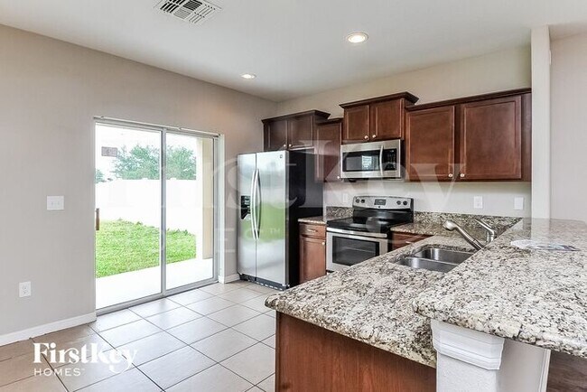 Building Photo - 1039 Seminole Sky Dr