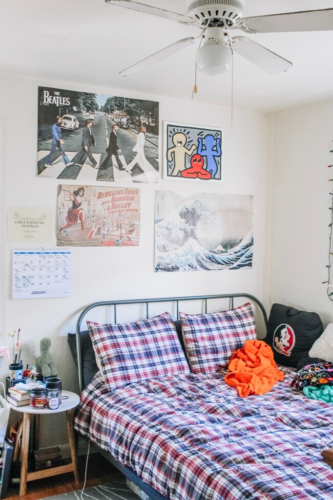 Bedroom - 1626 Sharkey St