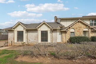 Building Photo - 10 T Huxley Ln
