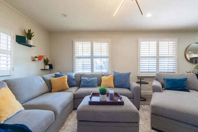 Foto del edificio - 3502 E Crocus Dr