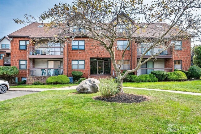 Building Photo - 142 Beverly Hill Terrace