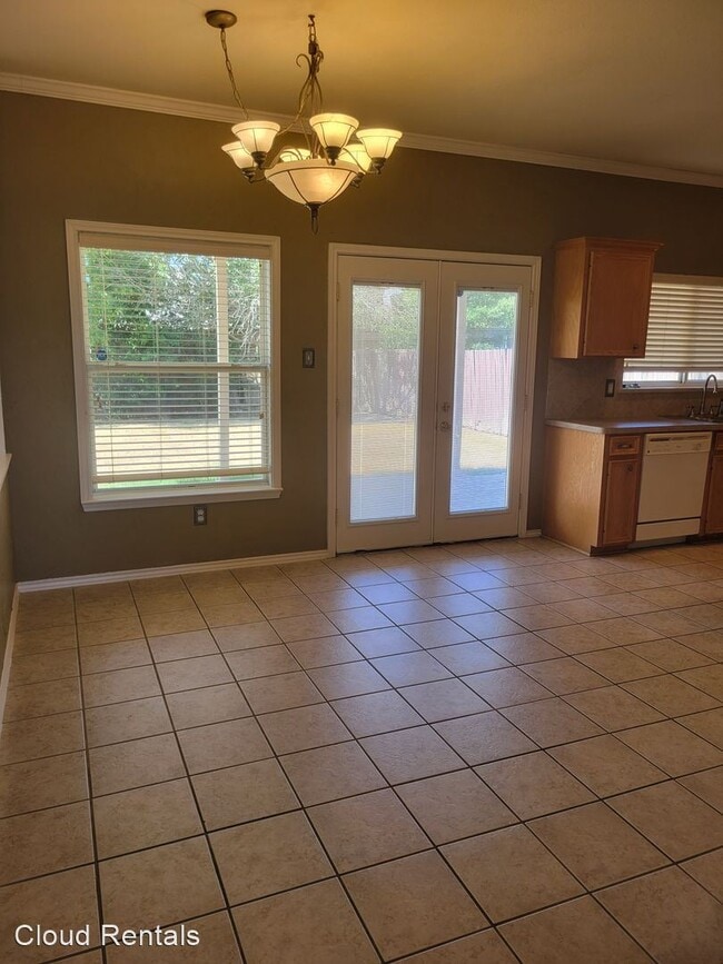 Building Photo - 4 br, 2.5 bath House - 502 Prospector Trail