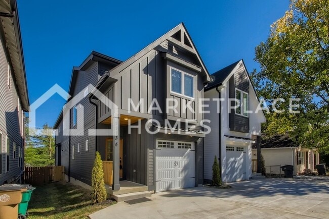 Building Photo - 1113 Leland Ave