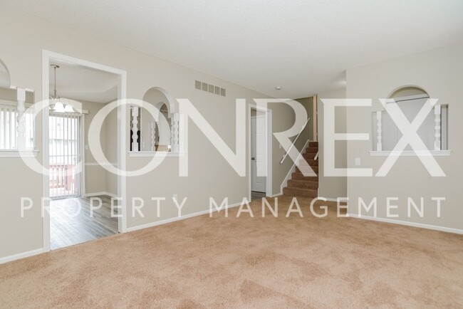Building Photo - Charming 3 Bedroom with 2 Car Garage!