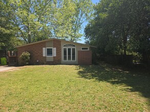 Building Photo - 1718 Springfield Ave