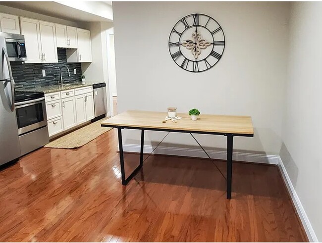 Foto del edificio - 13428 Quate Ln