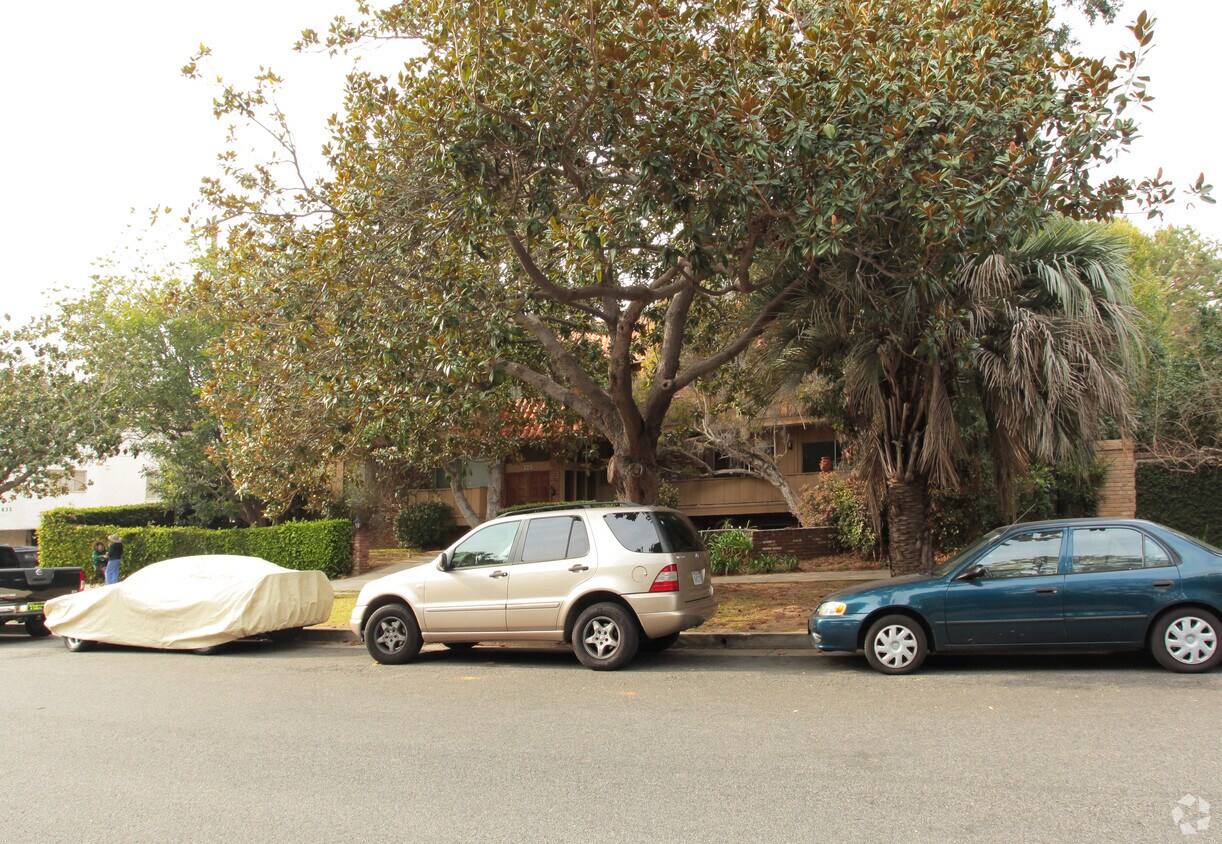 Foto del edificio - 125 Palisades Ave