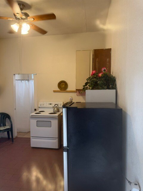 Foto del edificio - 909 4th St