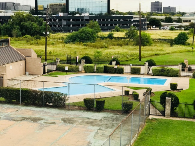 Photo - 206 Plaza Verde Dr Apartment