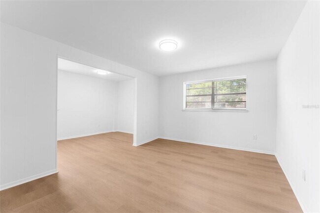 Foto del edificio - 125 8th Ave NE