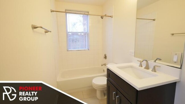 Foto del edificio - 1 bedroom in CHICAGO IL 60625