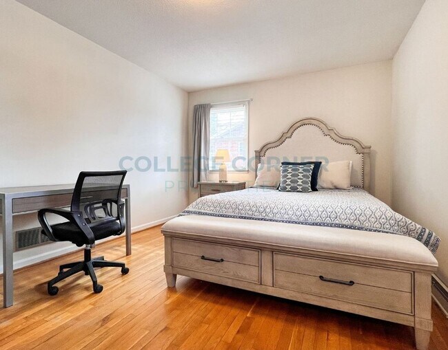 Foto del edificio - 830 Delmonte Dr NW