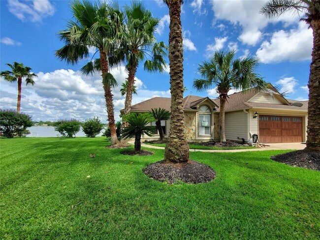 Foto del edificio - 12628 Pelican Blvd