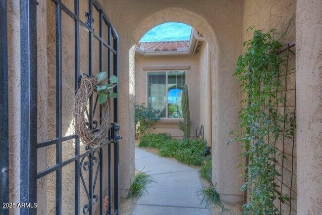 Building Photo - 5947 E Sienna Bouquet Pl