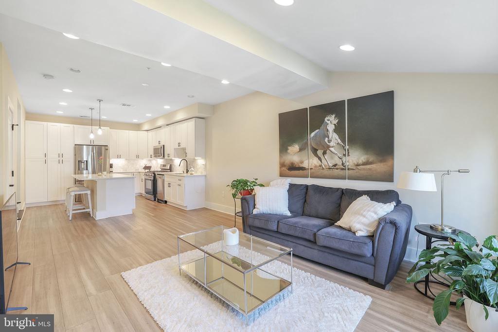 Foto principal - 1225 Raum St NE