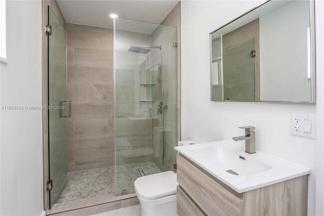 Foto del edificio - 11001 SW 220th St
