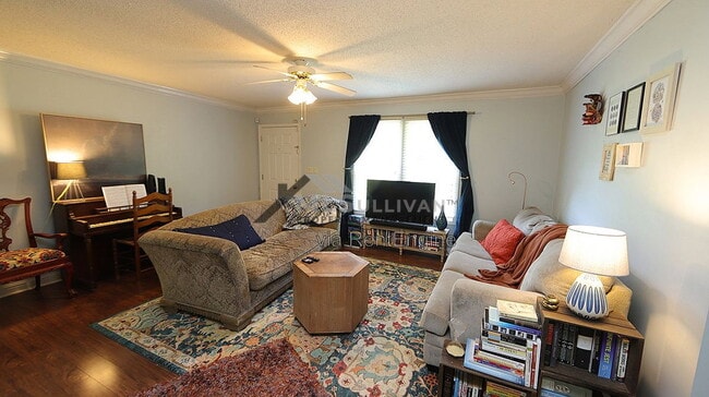 Building Photo - 1610 Marly Dr
