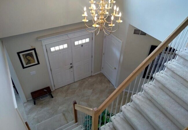 Foto del edificio - 42744 Shortridge Dr